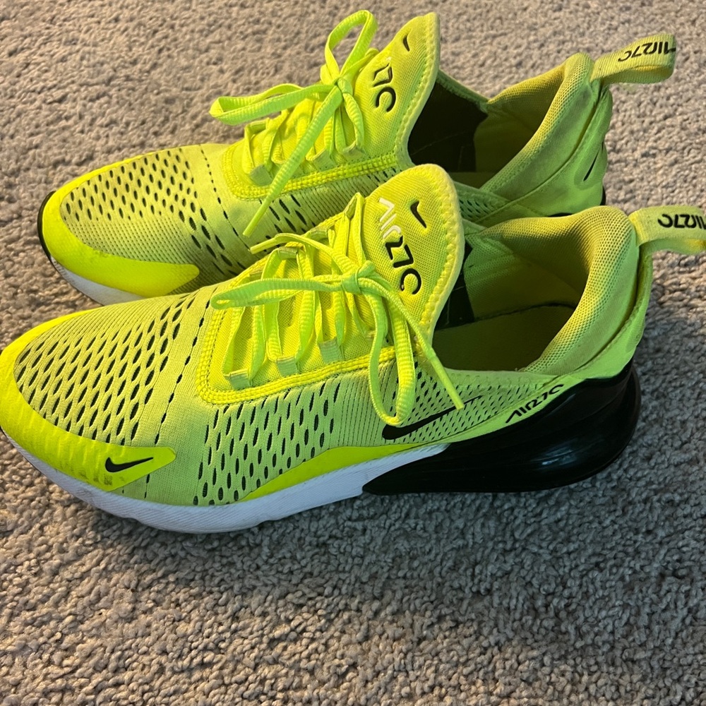 Nike Air Max 270